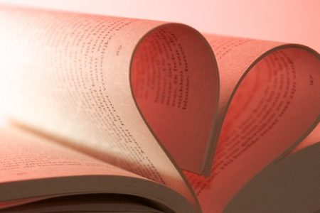 Il romanzo rosa: a chi piace, perché piace