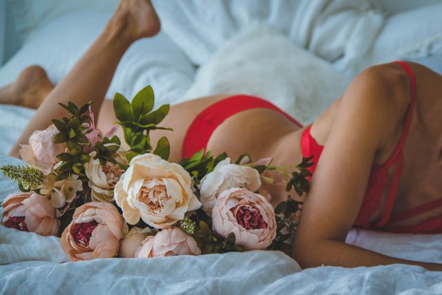 La sensualità di una donna passa dalla lingerie?
